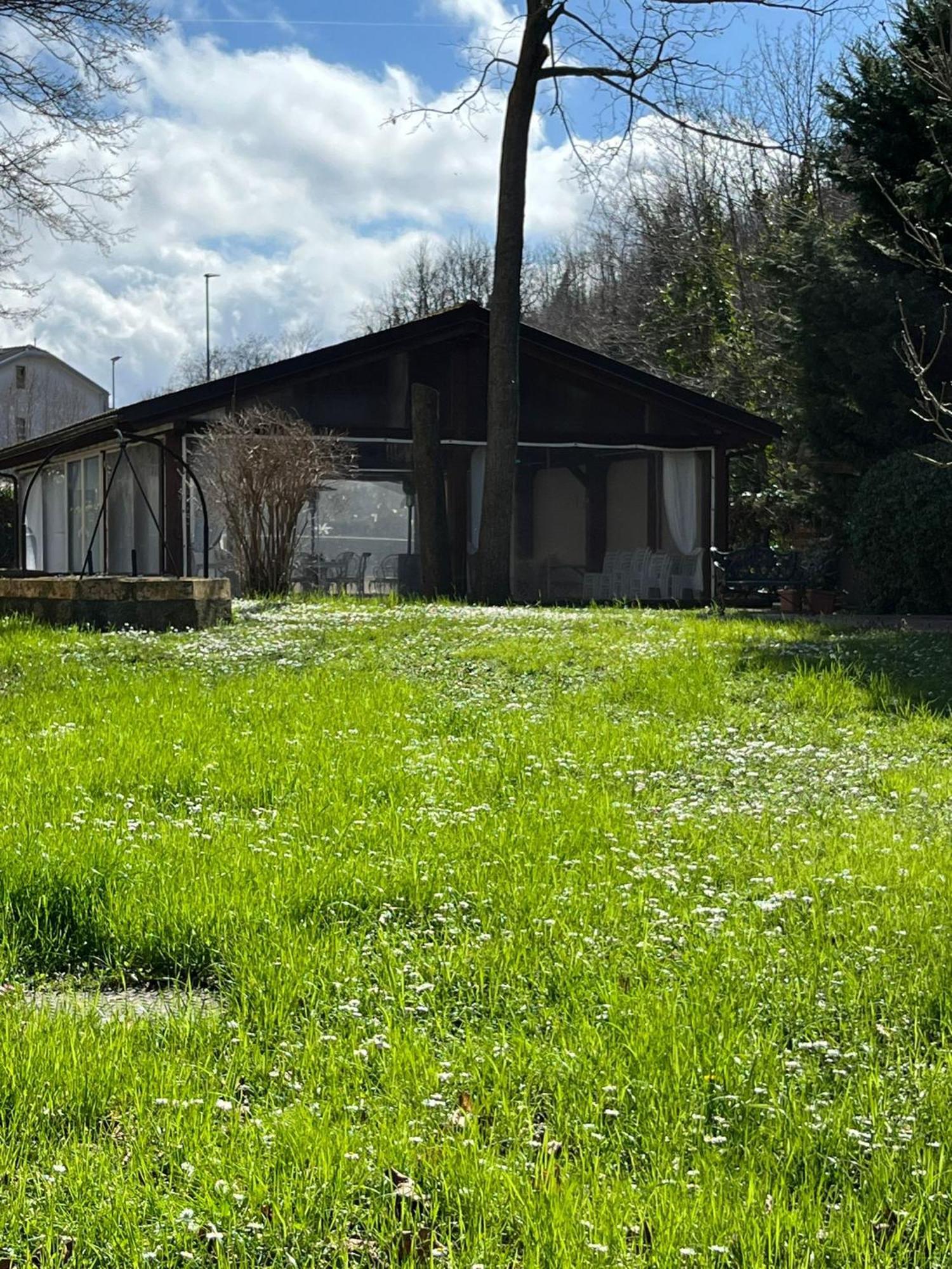B&B Villa Degli Aceri Carcare Bagian luar foto