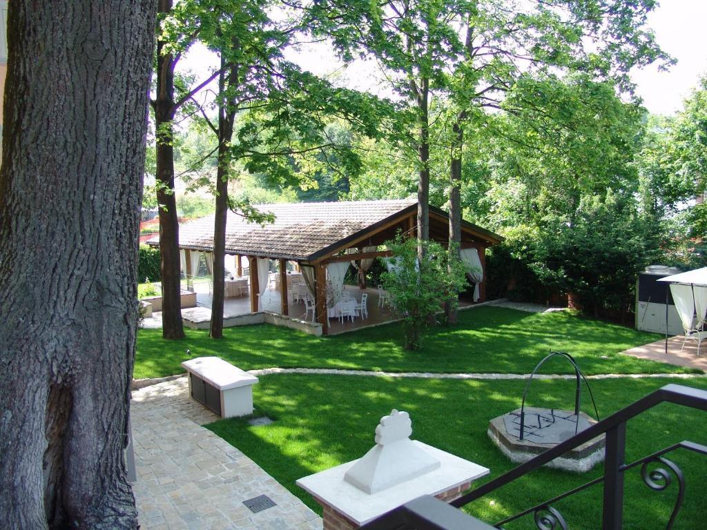 B&B Villa Degli Aceri Carcare Bagian luar foto