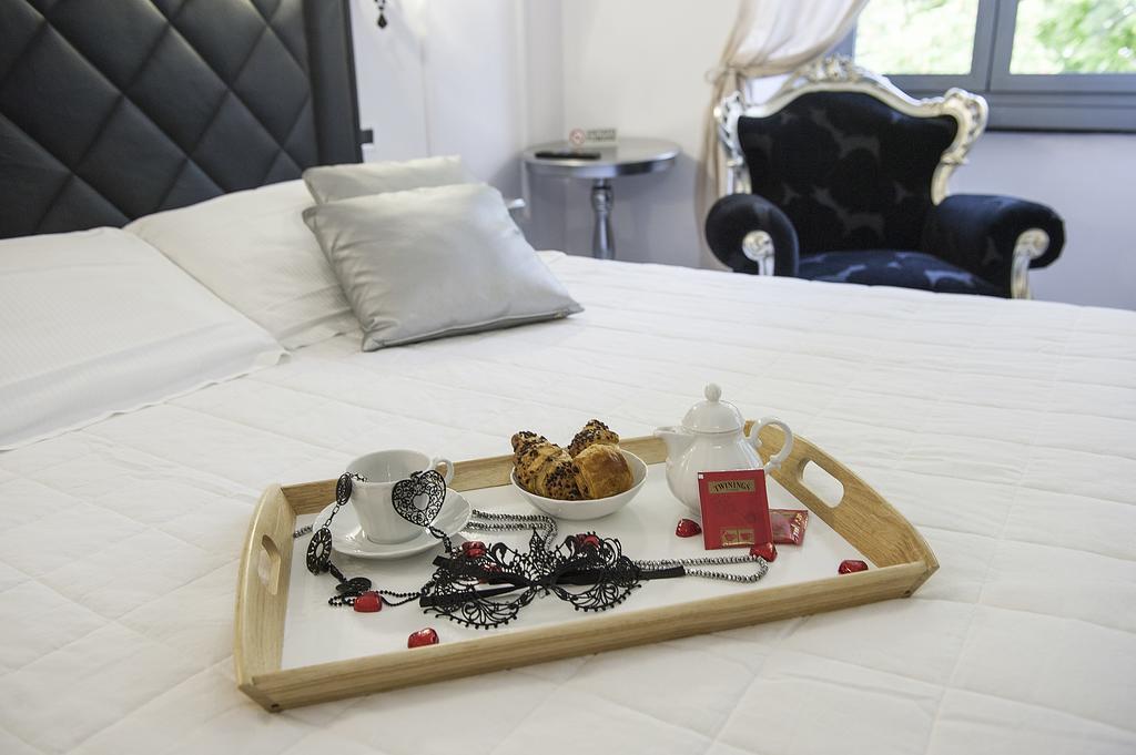B&B Villa Degli Aceri Carcare Bagian luar foto
